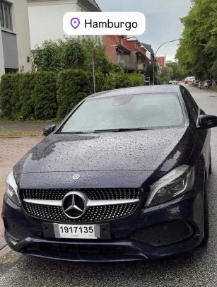 Mercedes localizado en Hamburgo